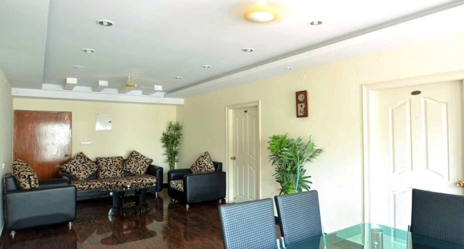 Alcove Service Apartment Lawson Bay, Visakhapatnam 5